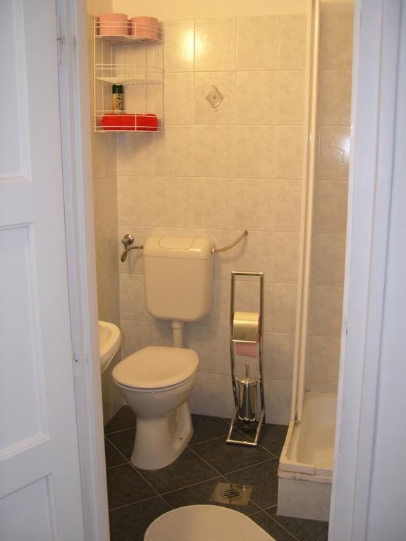 Castle Area Apartment Boedapest Buitenkant foto